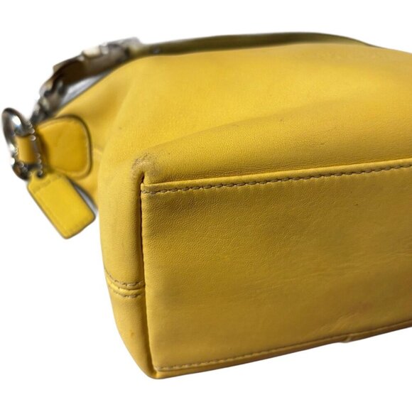 Vtg Coach Leatherware Mini Bag Mute Yellow Leather Baguette Y2K - Picture 5 of 8